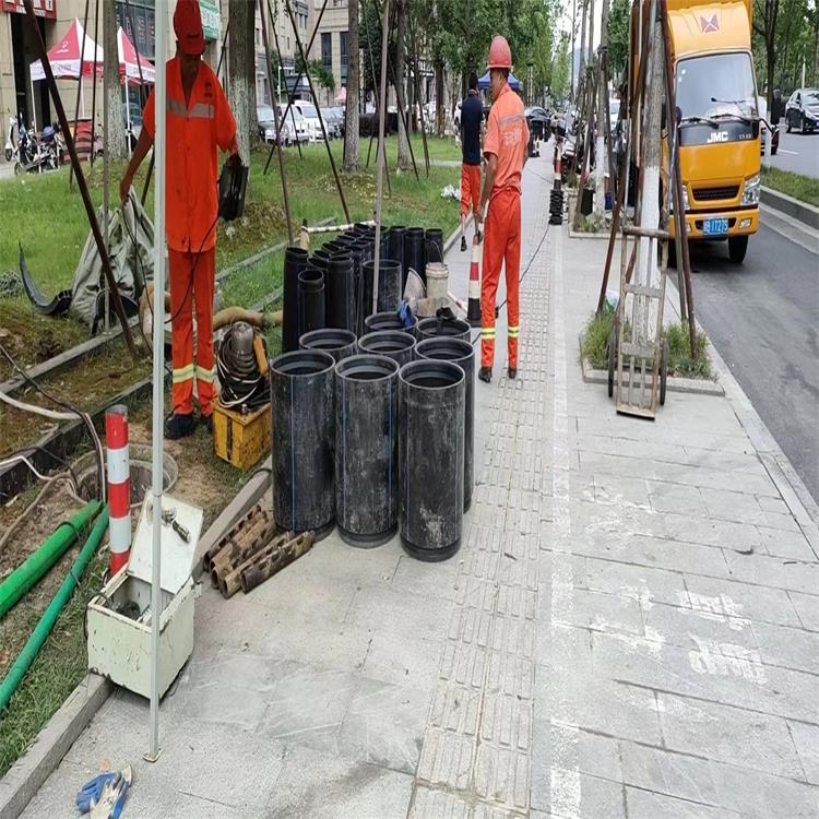 孙吴管道短管置换修复