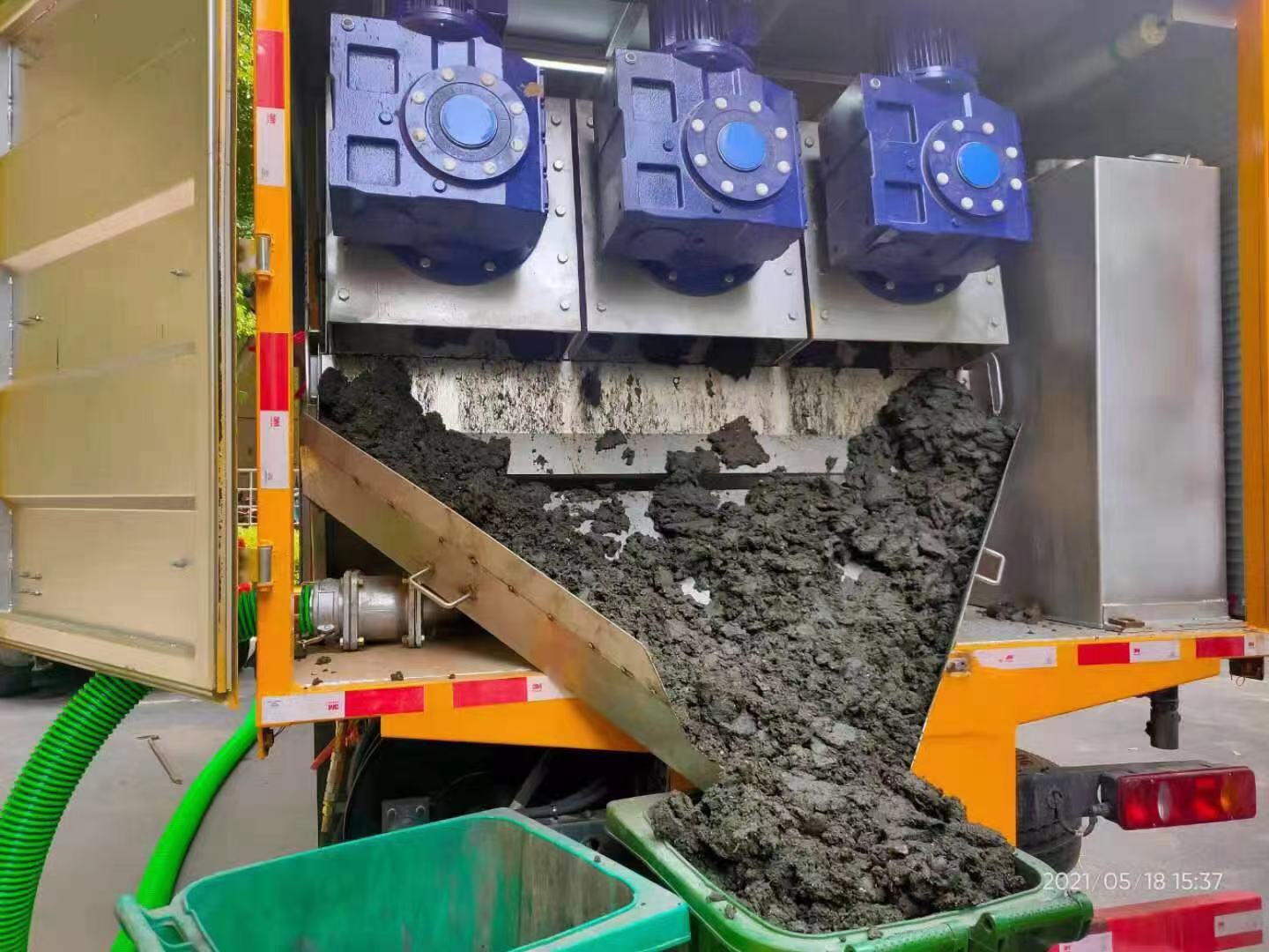 孙吴化粪池清掏城市维护站-泥浆净化干湿分离处理